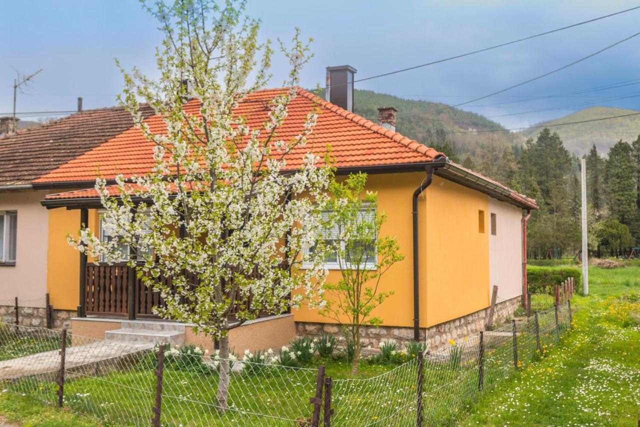 Apartman Olga 페루사스 외부 사진